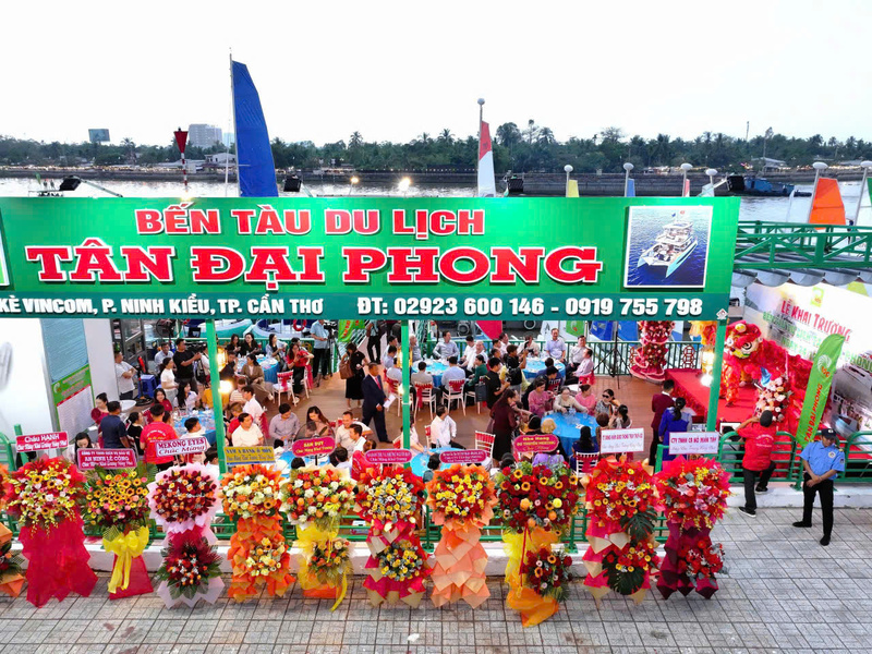 Dịch vụ Tàu du lịch Cần Thơ